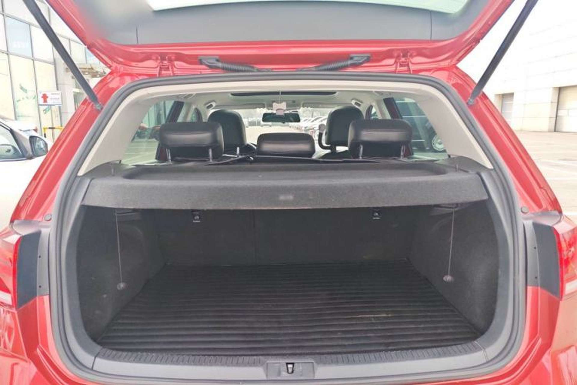 Used Volkswagen Golf 2020 200TSI DSG Comfortable and Ambitious Edition Trunk
