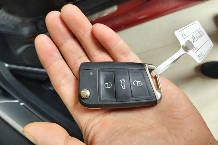 Used Volkswagen Golf 2020 Zhiai Edition 280TSI DSG Comfort Model Vehicle Key