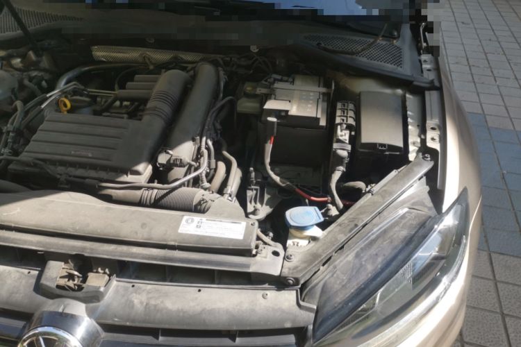 Used Volkswagen Golf 2020 Zhiai Edition 280TSI DSG Comfort Model Engine Bay Left