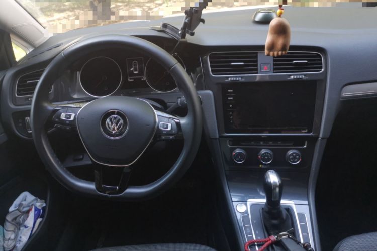 Used Volkswagen Golf 2020 Zhiai Edition 280TSI DSG Comfort Model Steering Wheel