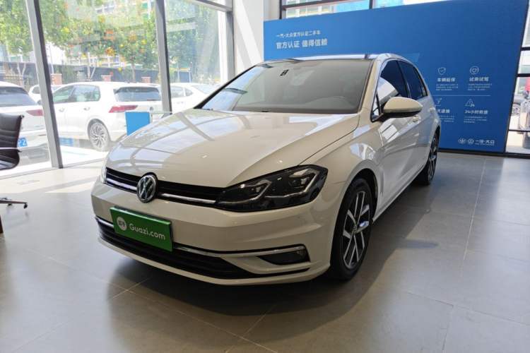 Used Volkswagen Golf 2020 280TSI DSG Comfort Version Guazi used car, China used car export, Used car for sale, Used Volkswagen cars, Cheapest cars for sale