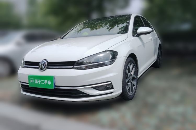 Used Volkswagen Golf 2020 Zhiai Edition 200TSI DSG Comfortable & Ambitious Version Guazi used car, China used car export, Used car for sale, Used cars, Cheapest cars for sale