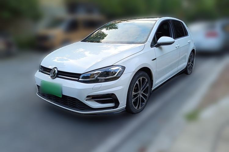 Used Volkswagen Golf 2020 Charming Edition 280TSI DSG R-Line Guazi used car, China used car export, Used car for sale, Used  cars, Cheapest cars for sale
