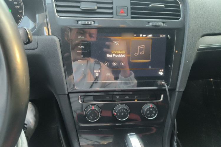 Used Volkswagen Golf 2020 280TSI DSG Comfort Version Audio And AC Panel