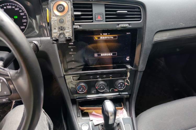 Used Volkswagen Golf 2020 Zhiai Edition 280TSI DSG Comfort Model Audio And AC Panel