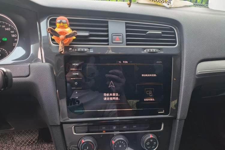 Used Volkswagen Golf 2020 Zhiai Edition 280TSI DSG Comfort Model Audio And AC Panel