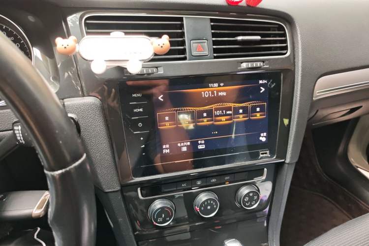 Used Volkswagen Golf 2020 280TSI DSG Comfort Version Audio And AC Panel