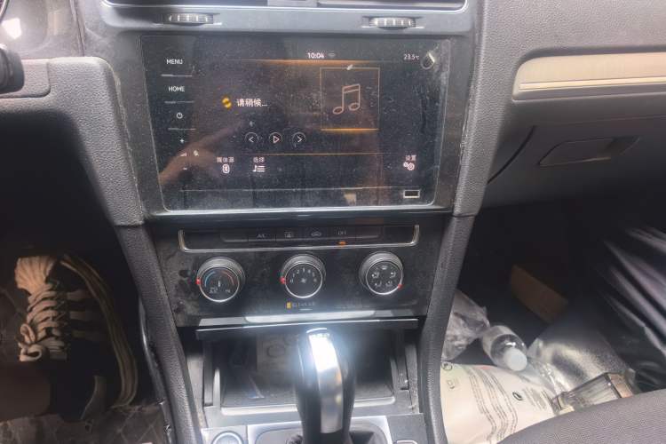 Used Volkswagen Golf 2020 Zhiai Edition 200TSI DSG Comfortable & Ambitious Version Audio And AC Panel