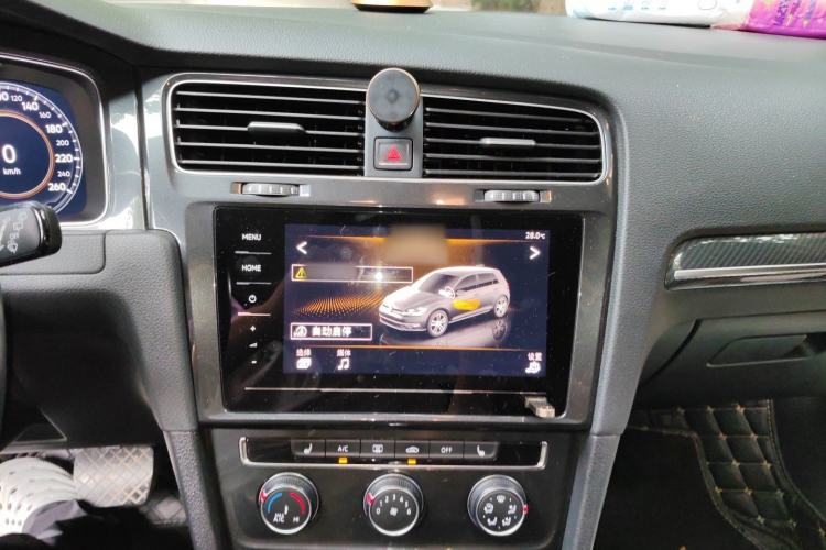 Used Volkswagen Golf 2020 Zhiai Edition 280TSI DSG Luxury Model Audio And AC Panel