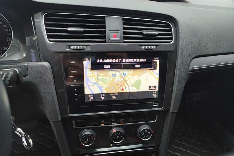 Used Volkswagen Golf 2020 200TSI DSG Comfortable and Ambitious Edition Audio And AC Panel