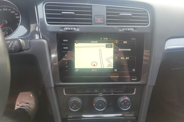 Used Volkswagen Golf 2020 Zhiai Edition 200TSI DSG Comfortable & Ambitious Version Audio And AC Panel