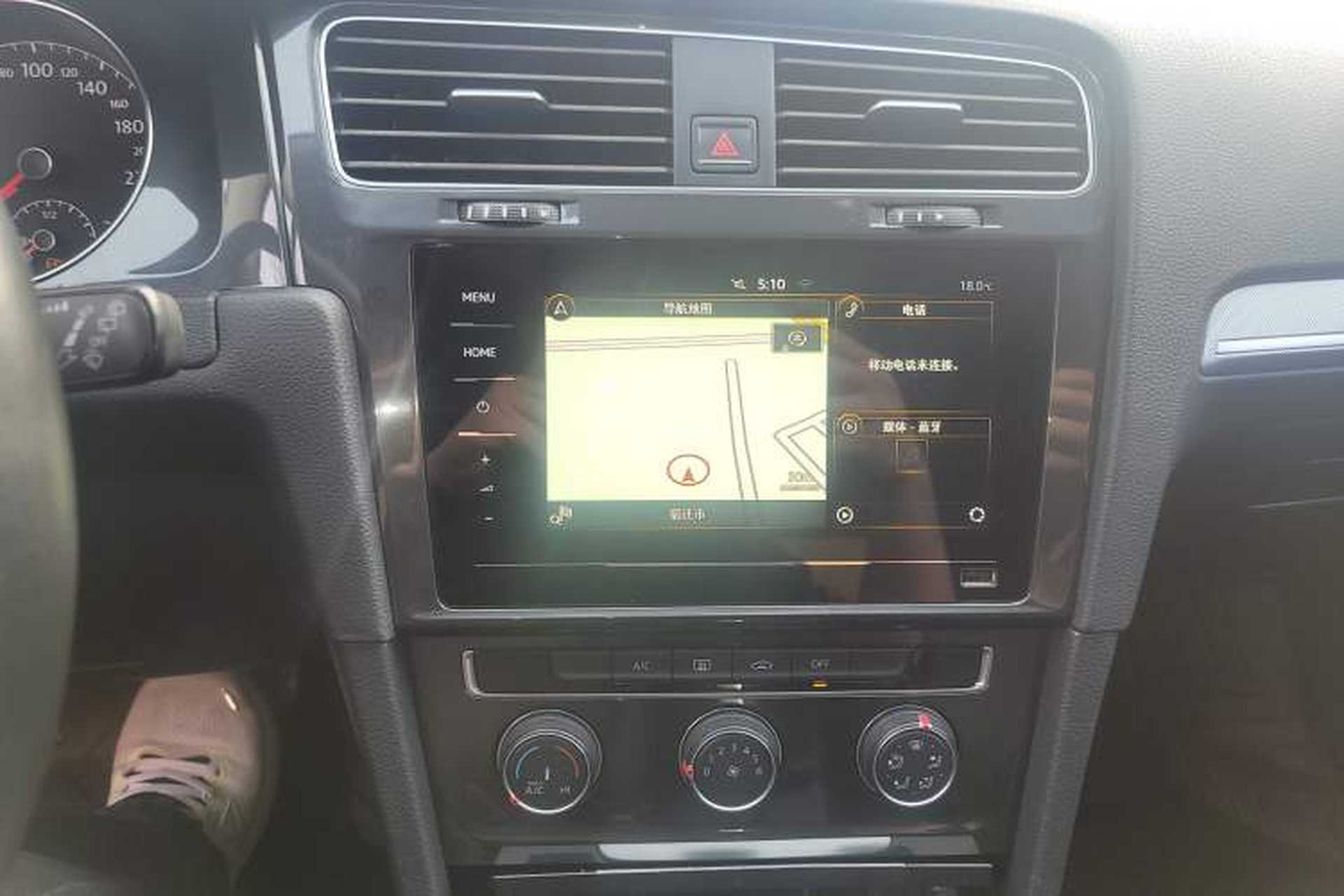 Used Volkswagen Golf 2020 Zhiai Edition 200TSI DSG Comfortable & Ambitious Version Audio And AC Panel
