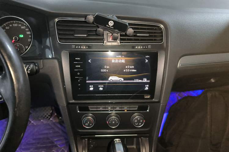 Used Volkswagen Golf 2020 Zhiai Edition 280TSI DSG Comfort Model Audio And AC Panel