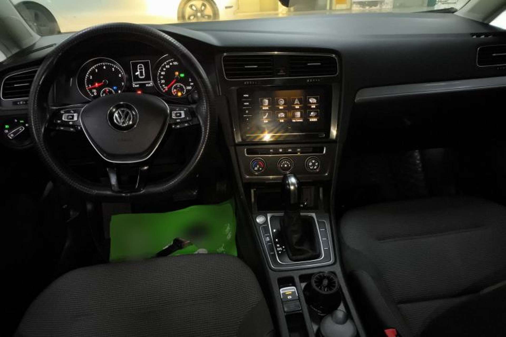 Used Volkswagen Golf 2020 Zhiai Edition 280TSI DSG Comfort Model Center Console