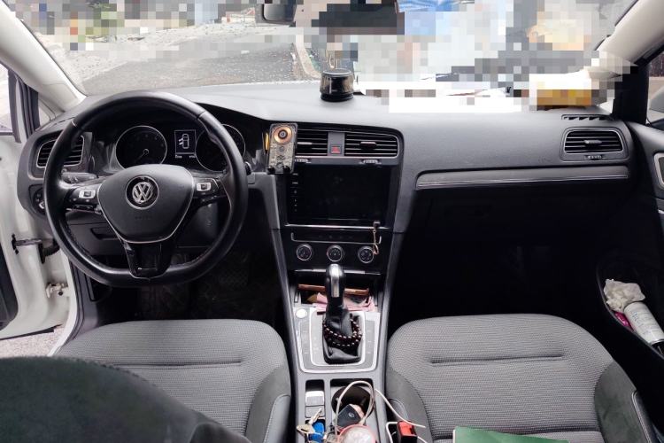 Used Volkswagen Golf 2020 Zhiai Edition 280TSI DSG Comfort Model Center Console