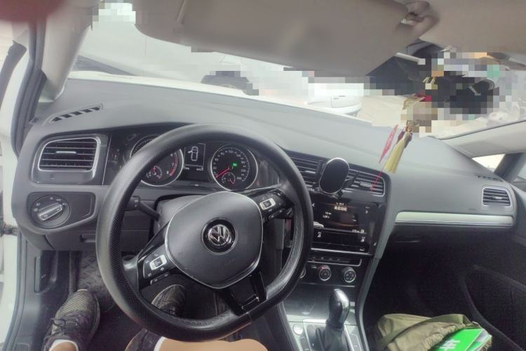 Used Volkswagen Golf 2020 Zhiai Edition 280TSI DSG Comfort Model Center Console