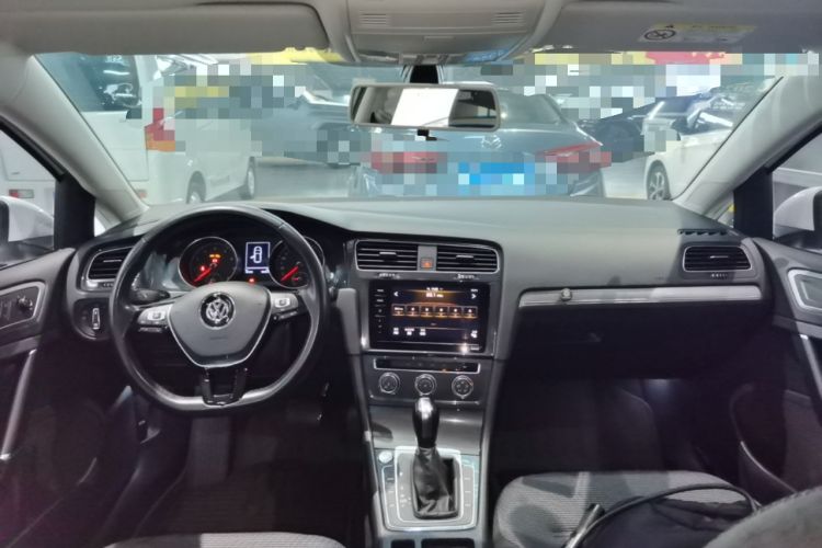Used Volkswagen Golf 2020 Zhiai Edition 280TSI DSG Comfort Model Center Console