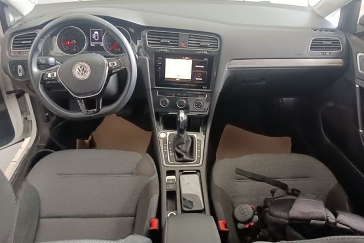 Used Volkswagen Golf 2020 Zhiai Edition 280TSI DSG Comfort Model Center Console