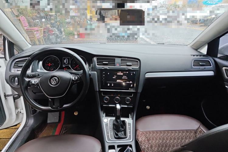 Used Volkswagen Golf 2020 Zhiai Edition 280TSI DSG Comfort Model Center Console