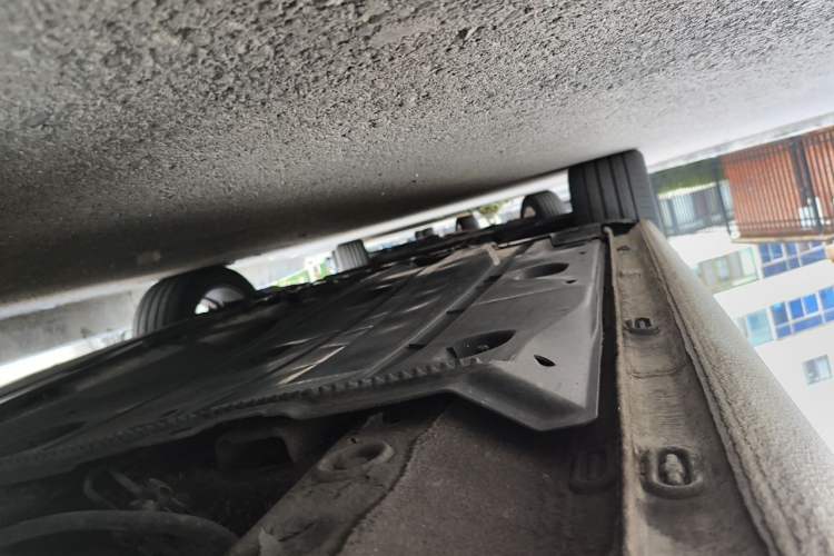Used Volkswagen Golf 2020 Zhiai Edition 200TSI DSG Comfort Model Chassis Rear Left