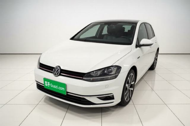 Używany Volkswagen Golf 2020 200TSI DSG Comfortable and Ambitious Edition