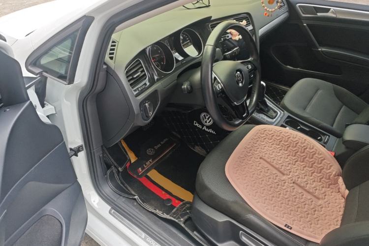 Used Volkswagen Golf 2020 Zhiai Edition 280TSI DSG Comfort Model Driver Seat