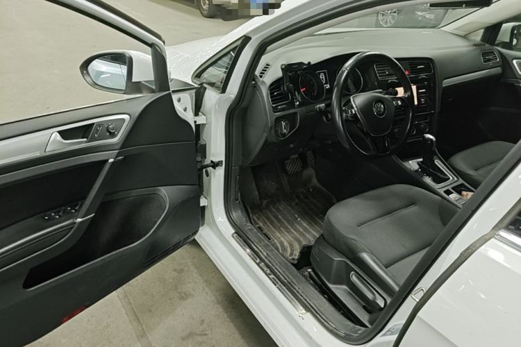 Used Volkswagen Golf 2020 280TSI DSG Comfort Version Driver Seat
