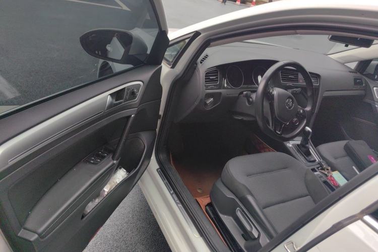 Used Volkswagen Golf 2020 Zhiai Edition 280TSI DSG Comfort Model Driver Seat