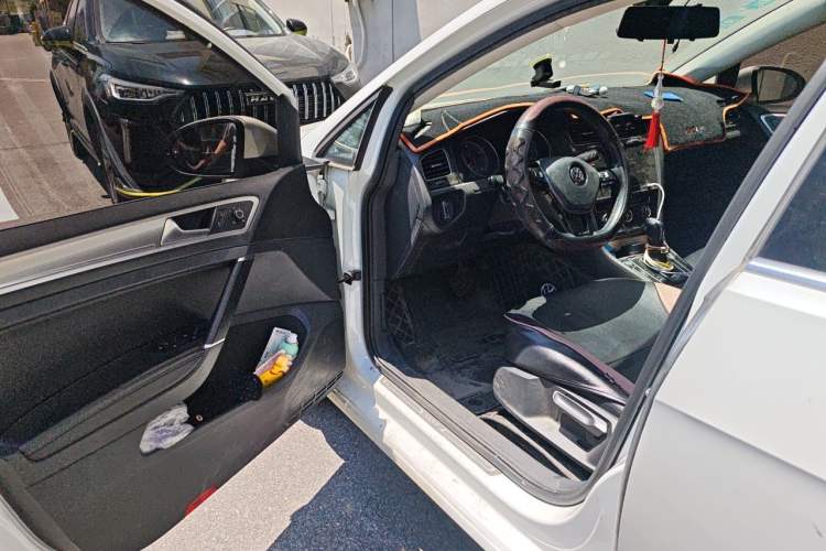 Used Volkswagen Golf 2020 Zhiai Edition 280TSI DSG Comfort Model Driver Seat