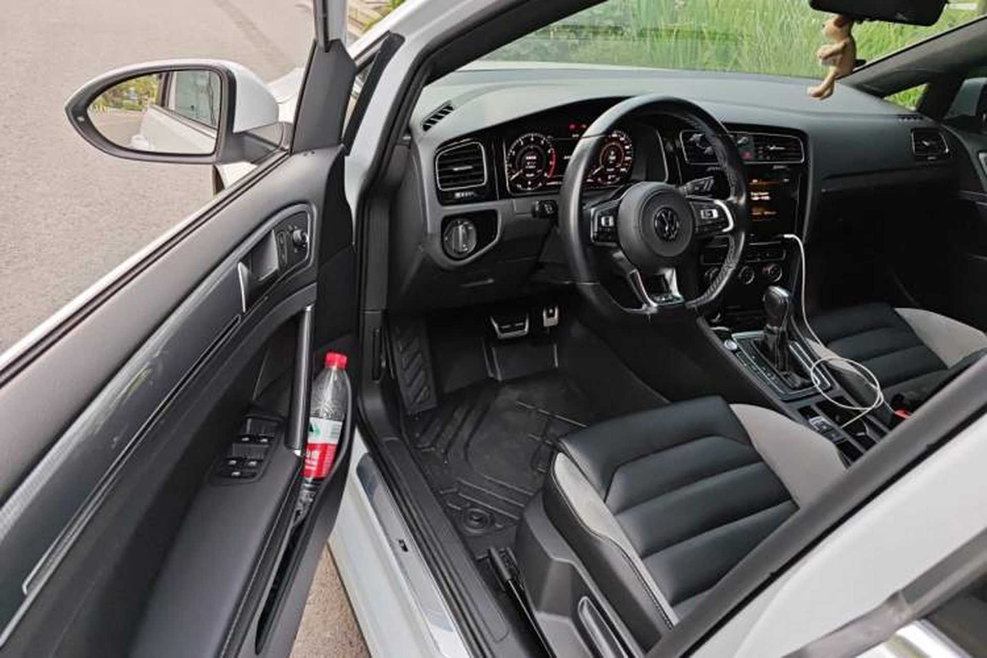 Used Volkswagen Golf 2020 Charming Edition 280TSI DSG R-Line Driver Seat