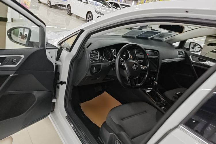 Used Volkswagen Golf 2020 280TSI DSG Comfort Version Driver Seat