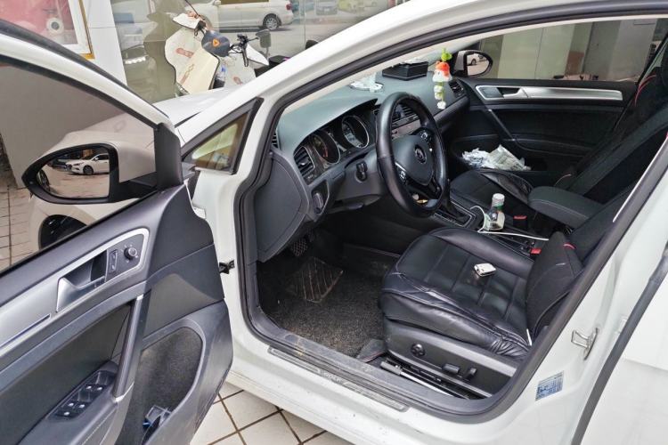 Used Volkswagen Golf 2020 Zhiai Edition 280TSI DSG Comfort Model Driver Seat