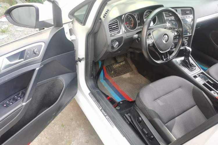 Used Volkswagen Golf 2020 280TSI DSG Comfort Version Driver Seat