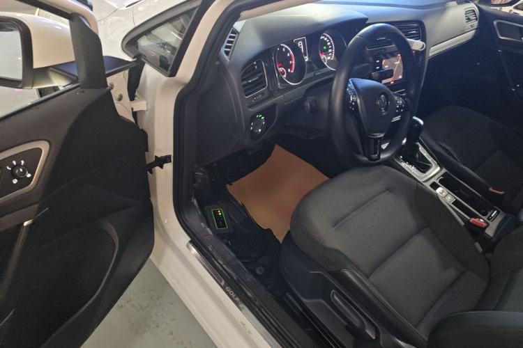 Used Volkswagen Golf 2020 280TSI DSG Comfort Version Driver Seat