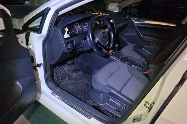 Used Volkswagen Golf 2020 Zhiai Edition 280TSI DSG Comfort Model Driver Seat