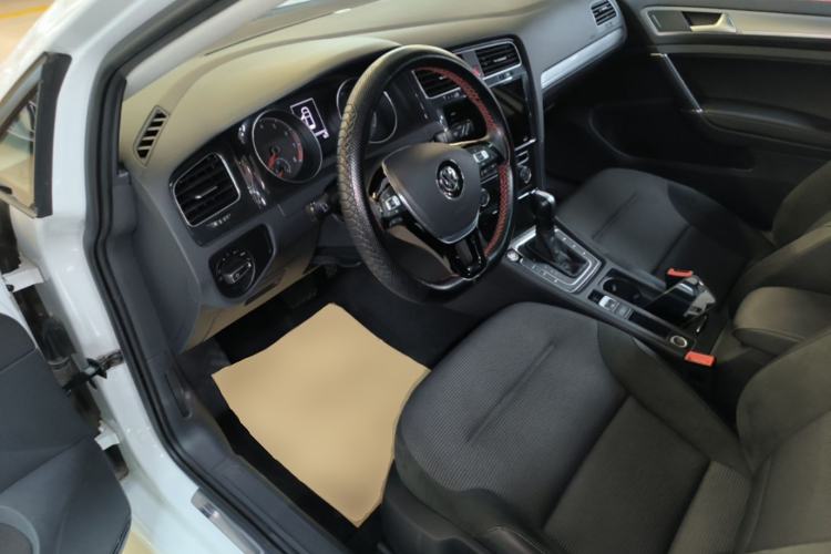 Used Volkswagen Golf 2020 Zhiai Edition 280TSI DSG Comfort Model Driver Seat