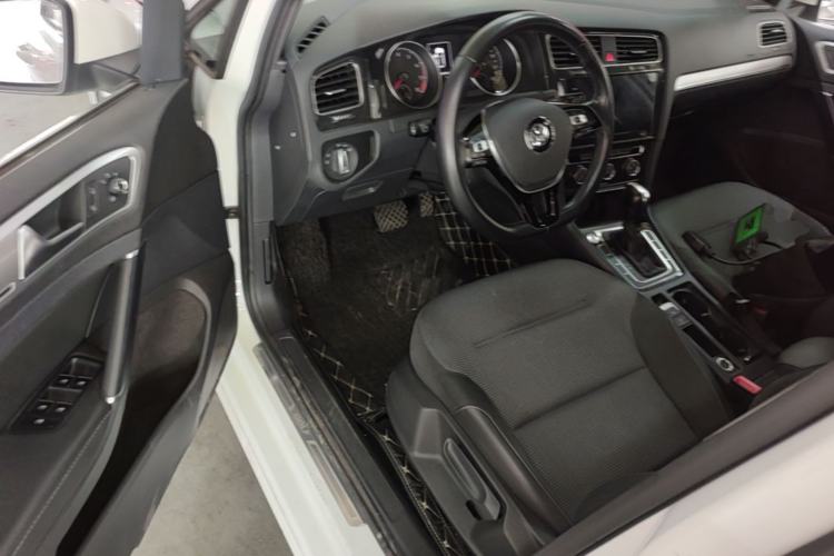 Used Volkswagen Golf 2020 Zhiai Edition 280TSI DSG Comfort Model Driver Seat