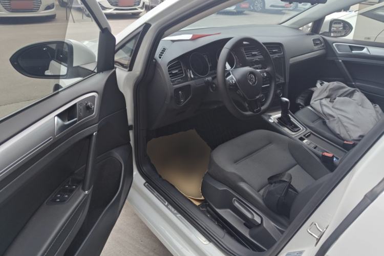 Used Volkswagen Golf 2020 Zhiai Edition 280TSI DSG Comfort Model Driver Seat
