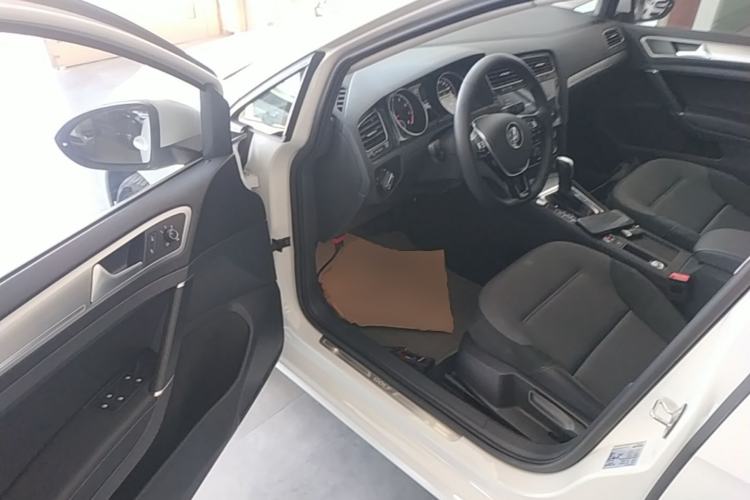 Used Volkswagen Golf 2020 Zhiai Edition 280TSI DSG Comfort Model Driver Seat