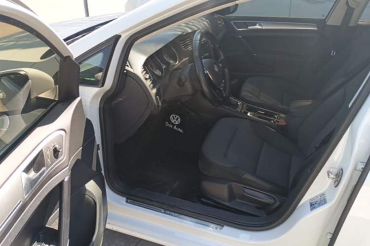 Used Volkswagen Golf 2020 280TSI DSG Comfort Version Driver Seat