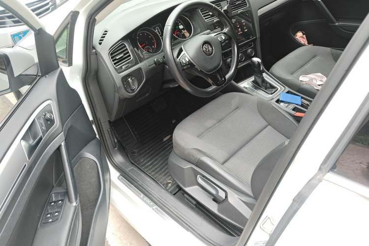 Used Volkswagen Golf 2020 280TSI DSG Comfort Version Driver Seat
