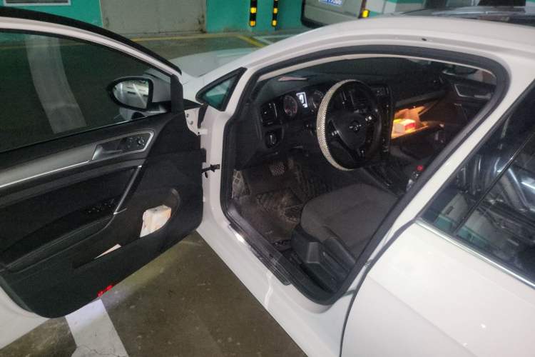 Used Volkswagen Golf 2020 280TSI DSG Comfort Version Driver Seat