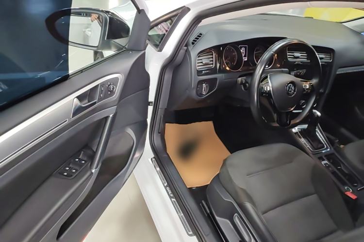 Used Volkswagen Golf 2020 Zhiai Edition 280TSI DSG Comfort Model Driver Seat