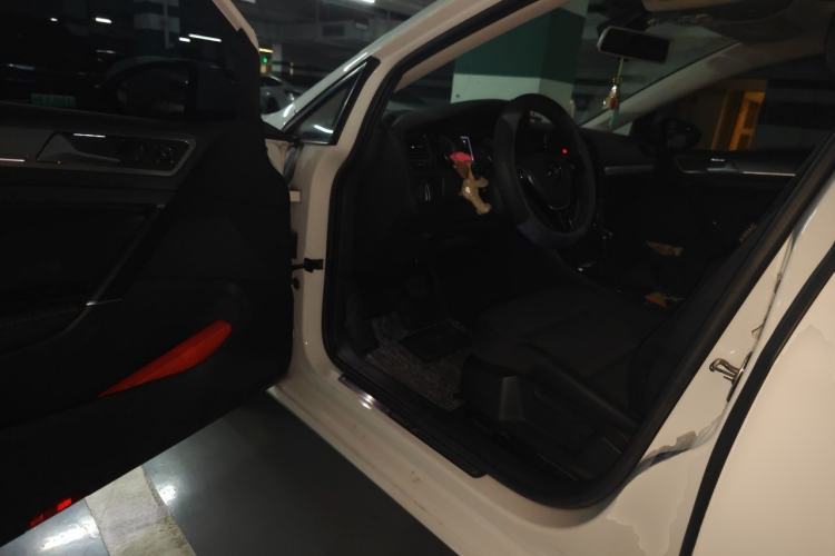 Used Volkswagen Golf 2020 Zhiai Edition 280TSI DSG Comfort Model Driver Seat