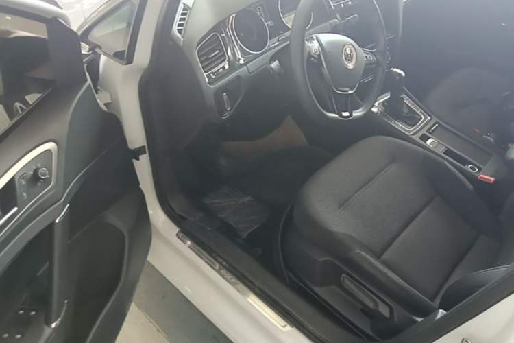 Used Volkswagen Golf 2020 Zhiai Edition 280TSI DSG Comfort Model Driver Seat