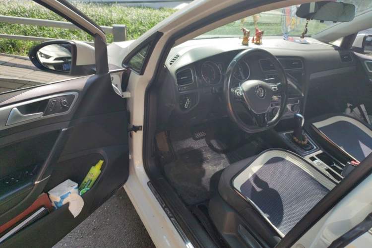Used Volkswagen Golf 2020 280TSI DSG Comfort Version Driver Seat