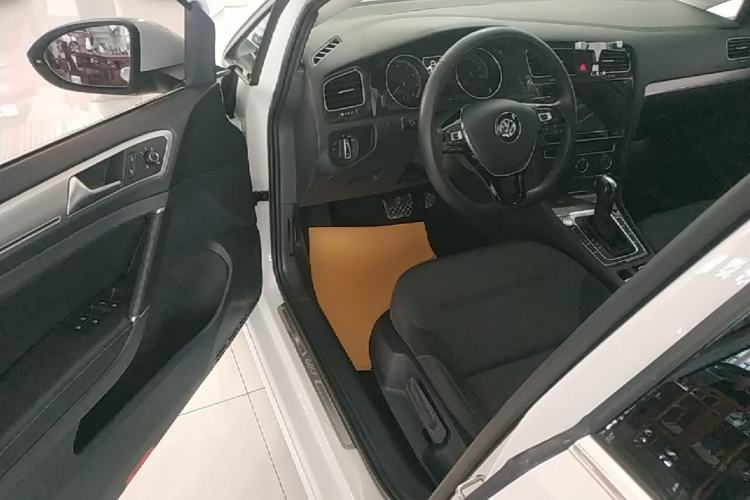 Used Volkswagen Golf 2020 Zhiai Edition 280TSI DSG Comfort Model Driver Seat