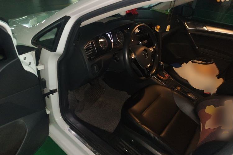 Used Volkswagen Golf 2020 Zhiai Edition 280TSI DSG Comfort Model Driver Seat