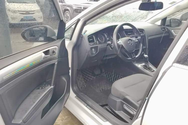 Used Volkswagen Golf 2020 Zhiai Edition 280TSI DSG Comfort Model Driver Seat