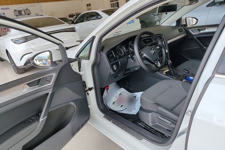 Used Volkswagen Golf 2020 Zhiai Edition 280TSI DSG Comfort Model Driver Seat